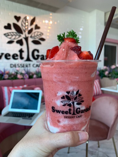 อาหาร หรือ เครื่องดื่ม