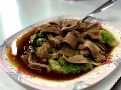 กระเพาะหมูผัดผักกาด