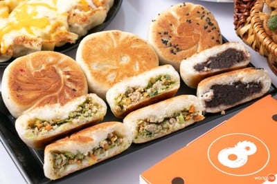 เมนูของร้าน KINZA GYOZA สุทธิสาร