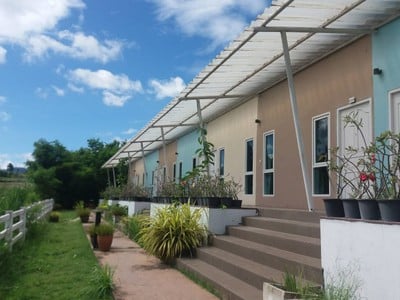 The Bloom Hotel By TV Pool