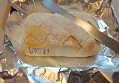 วิธีทำ Ciabatta: ขนมปังกระเทียมแฮมชีส Easy Ham&Cheese Pull Apart Garlic Bread วิธีทำ Ciabatta: ขนมปังกระเทียมแฮมชีส Easy Ham&Cheese Pull Apart Garlic Bread