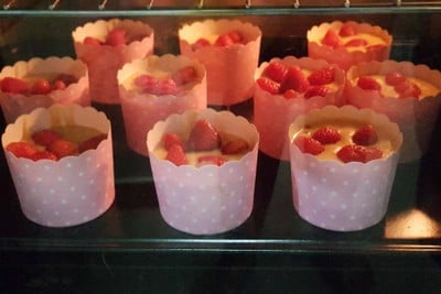 วิธีทำ muffin 2 Berry
(มัฟฟิน เบอรี่ เบอรี่) วิธีทำ muffin 2 Berry
(มัฟฟิน เบอรี่ เบอรี่)