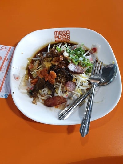 ก๋วยเตี๋ยวหลอด เจ๊จู