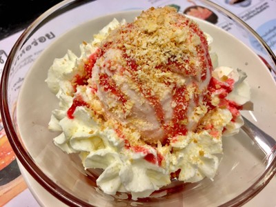 Strawberry Cheese Cake Ice Cream