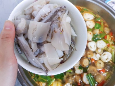 วิธีทำ ต้มยำอย่างง่าย ด้วยกระทะไฟฟ้า