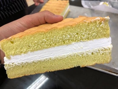 ชิฟฟ่อนใบเตย