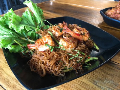 หมี่ผัดกระเฉด
