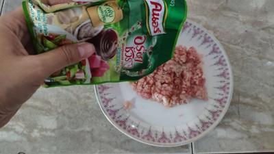 วิธีทำ หมูโสร่ง (Deep Fried Wrapped Pork)