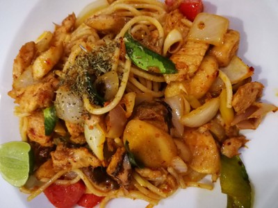 สปาเก็ตตี้ต้มยำไก่