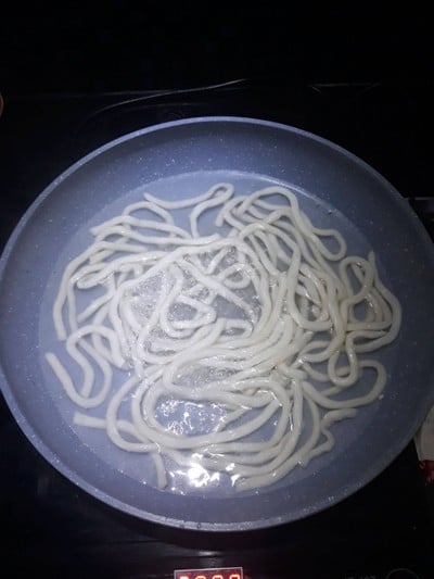 วิธีทำ ยำอูด้งรวมมิตร วิธีทำ ยำอูด้งรวมมิตร