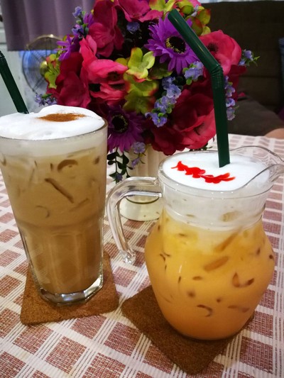 อาหาร หรือ เครื่องดื่ม
