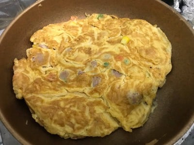 วิธีทำ ไข่เจียวแหนม วิธีทำ ไข่เจียวแหนม
