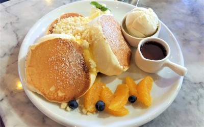 LeTAO Crumble Lemon Cream Pancakes