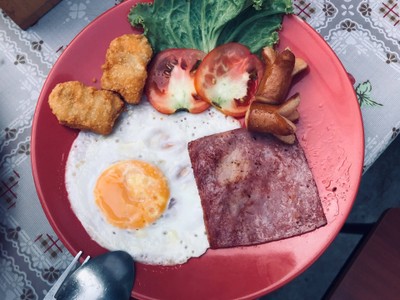 กินนี่ อาหารเช้า