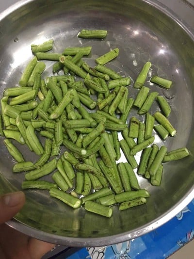 วิธีทำ ผัดพริกแกงหมูหมัก