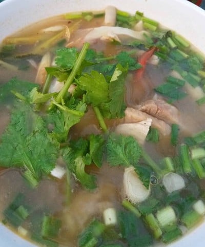 ต้มแซ่บกระดูกหมู