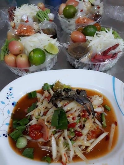 แดงเป็ดย่าง (เย็นตาโฟคุณยายฉลวย) นครราชสีมา