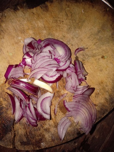 วิธีทำ ยำปลากระป๋อง วิธีทำ ยำปลากระป๋อง