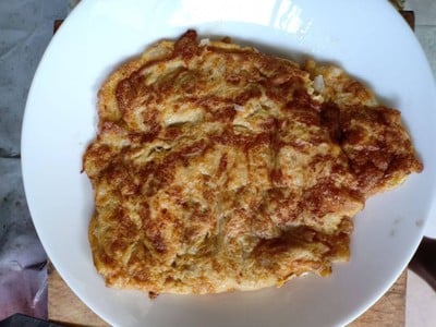 วิธีทำ ไข่เจียวหอมใหญ่ วิธีทำ ไข่เจียวหอมใหญ่