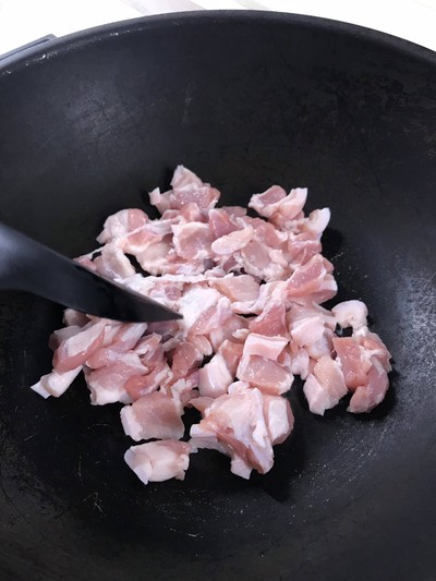 วิธีทำ คีโต - หมูสามชั้นผัดพริกกระเทียม