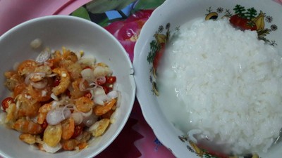 ข้ามต้มกุ้ย ยำกุ้งแห้ง