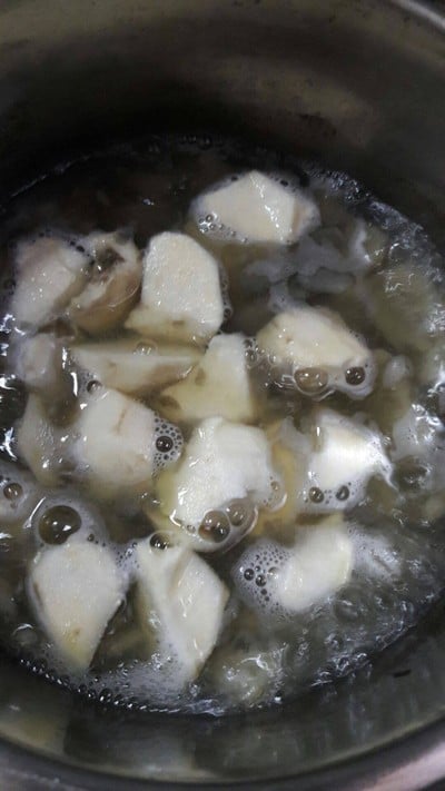 มันเทศต้มน้ำตาล