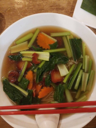 บะหมี่หมูแดงเจ น้ำ-แห้ง