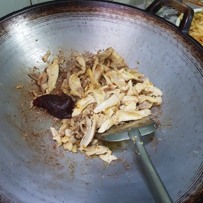 วิธีทำ ไก่สองไฟผัดพริกเผา วิธีทำ ไก่สองไฟผัดพริกเผา