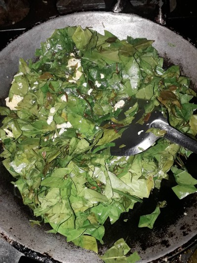 วิธีทำ ผักเหรียงผัดไข่