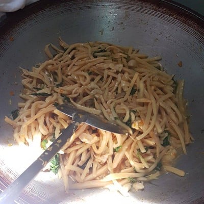 วิธีทำ ผัดเผ็ดหน่อไม้ไก่ วิธีทำ ผัดเผ็ดหน่อไม้ไก่