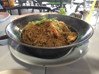 กุ้งอบวุ้นเส้น