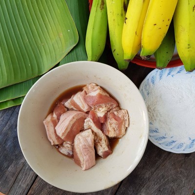 วิธีทำ ข้าวเหนียวหมูสามชั้นทอดน้ำปลา วิธีทำ ข้าวเหนียวหมูสามชั้นทอดน้ำปลา