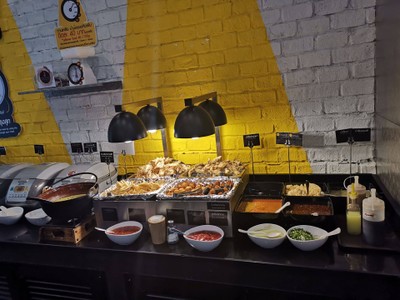 อาหาร หรือ เครื่องดื่ม