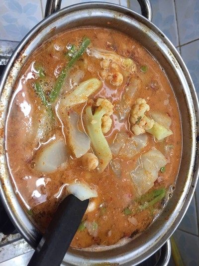 วิธีทำ แกงส้มผักรวมกุ้ง วิธีทำ แกงส้มผักรวมกุ้ง