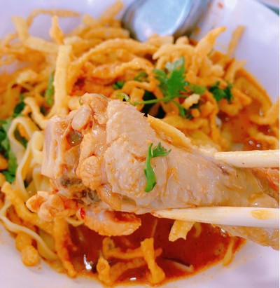 ข้าวซอยไก่