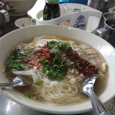 ก๋วยจั๊บญวน หมูสับ หมูยอ พิเศษ