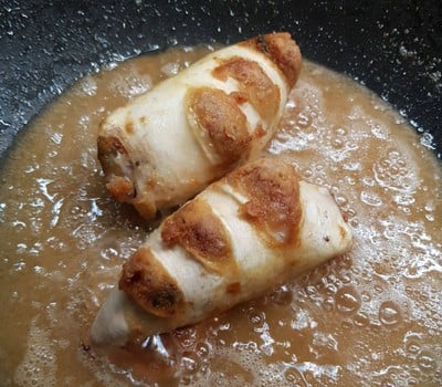 วิธีทำ ปลาหมึกยัดไส้ทอดกระเทียมพริกไทย วิธีทำ ปลาหมึกยัดไส้ทอดกระเทียมพริกไทย