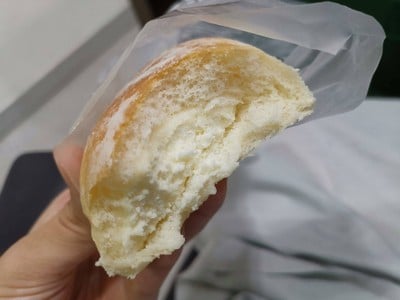 ขนมปังไส้ครีมนมสดฮอกไกโด