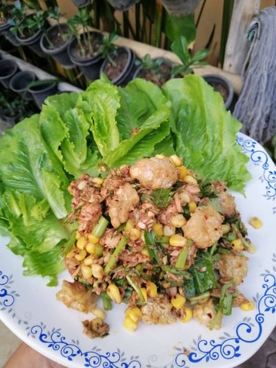 ยำทูน่าหม่าล่าแซ่บเวอร์ ยำทูน่าหม่าล่าแซ่บเวอร์