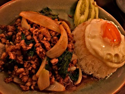 ข้าวกระเพราไก่