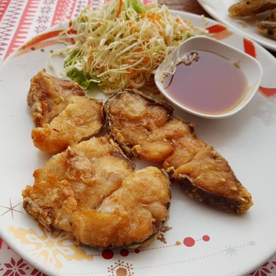 ปลาค้าวทอดราดน้ำปลา