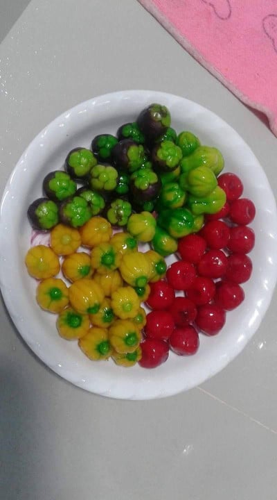 ขนมลูกชุบ