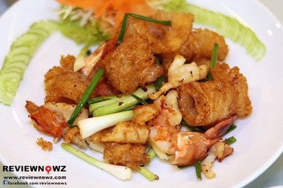 กระเพาะปลาผัดกุ้ง