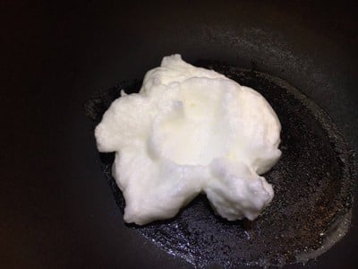 วิธีทำ ไข่ดาวซูเฟล่ หรือ ไข่ดาวก้อนเมฆ วิธีทำ ไข่ดาวซูเฟล่ หรือ ไข่ดาวก้อนเมฆ