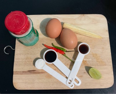 วิธีทำ ไข่เจียวพริกสดสูตรเด็กทานได้ วิธีทำ ไข่เจียวพริกสดสูตรเด็กทานได้