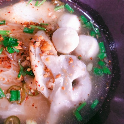 เล็กต้มยำแห้ง