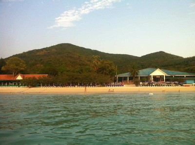 เด็กใต้คนเดียว . . . หนีเที่ยวเกาะล้าน (2วัน 1คืน)