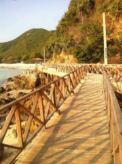 เด็กใต้คนเดียว . . . หนีเที่ยวเกาะล้าน (2วัน 1คืน)