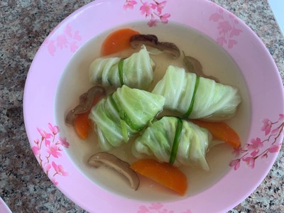 วิธีทำ กะหล่ำปลีม้วนไส้อกไก่ วิธีทำ กะหล่ำปลีม้วนไส้อกไก่