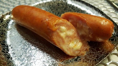 Special Item: บีลัคกี้ ไส้กรอกชีส